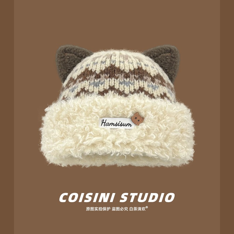 Beanie Cuffed Knit - Topi Kupluk Wanita dengan Hiasan Telinga